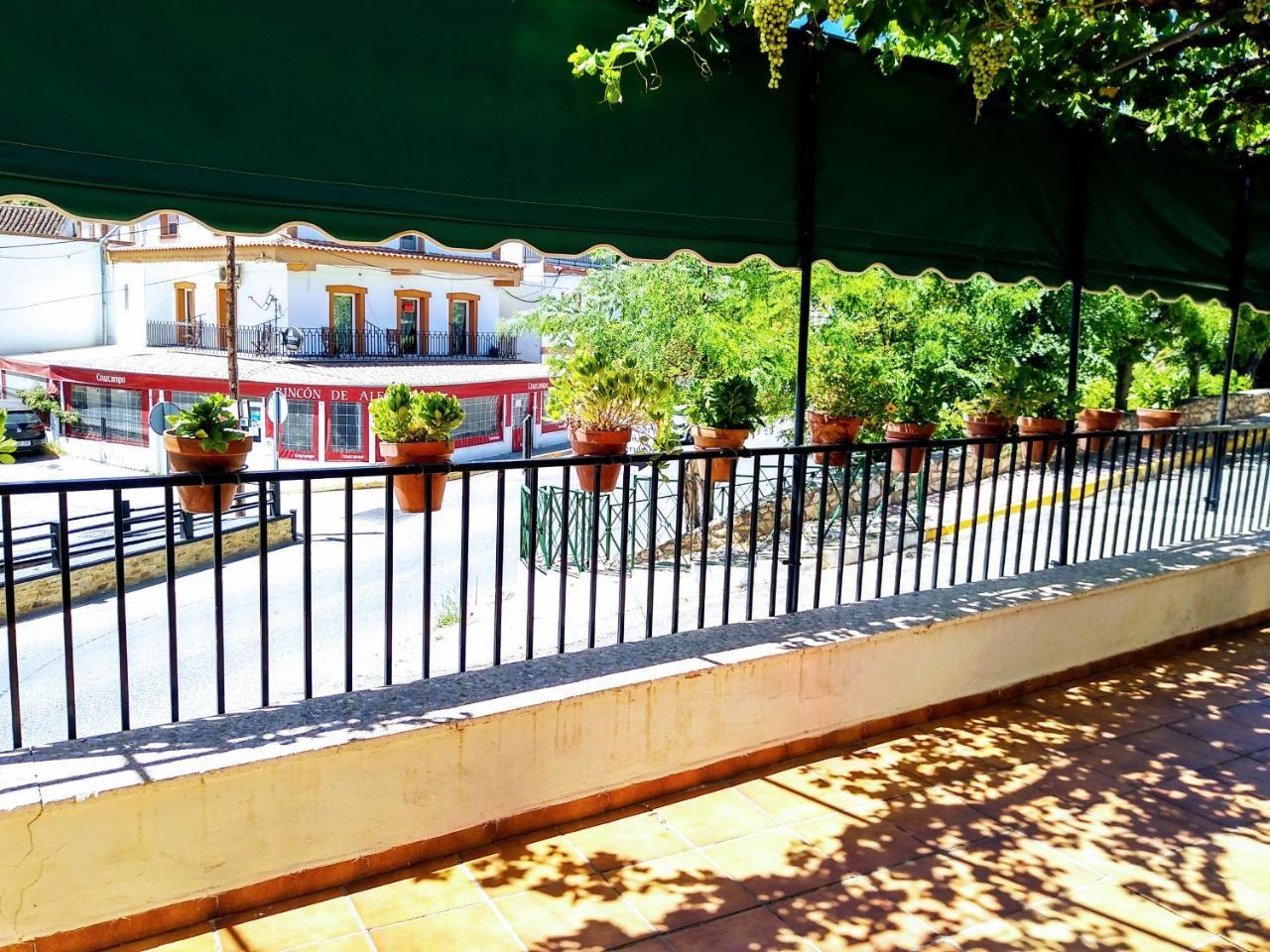 Pension Mari Graena ภายนอก รูปภาพ